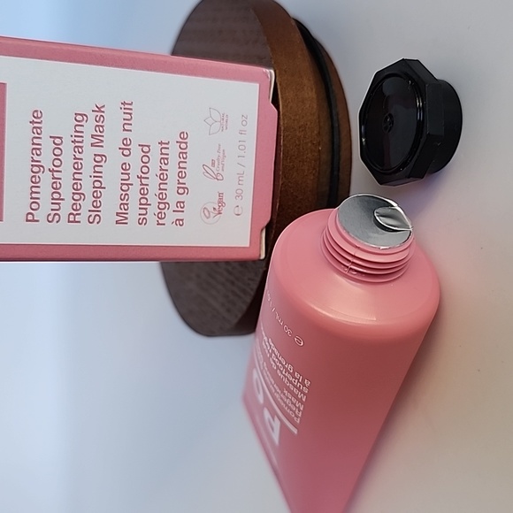 Dr. Botanicals PO Pomegranate Sleeping Mask - Picture 9 of 9